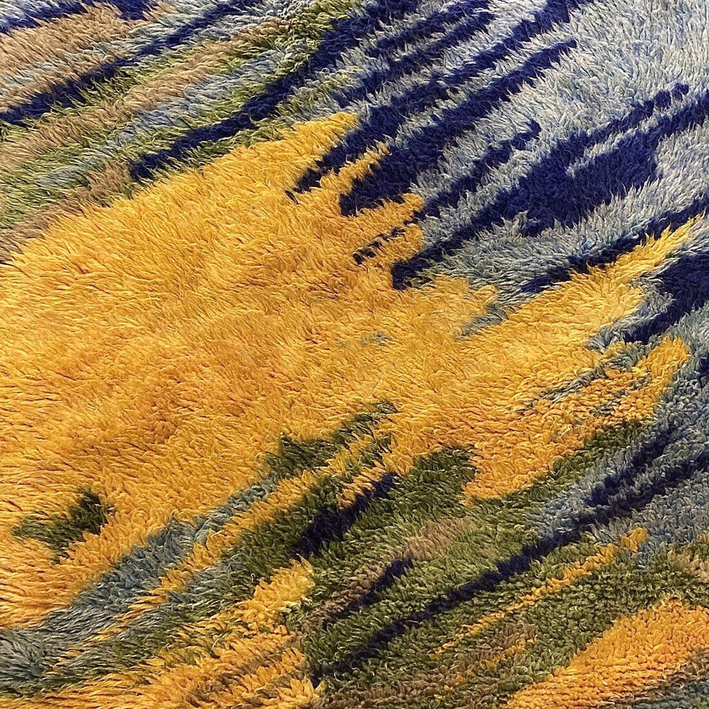 Blue, Yellow, Green | Abstract Design - Handcrafted Rug/Carpet | Pure New Zealand Wool | Hand Tufted | High Pile | High Density | Yarn Dyed-4