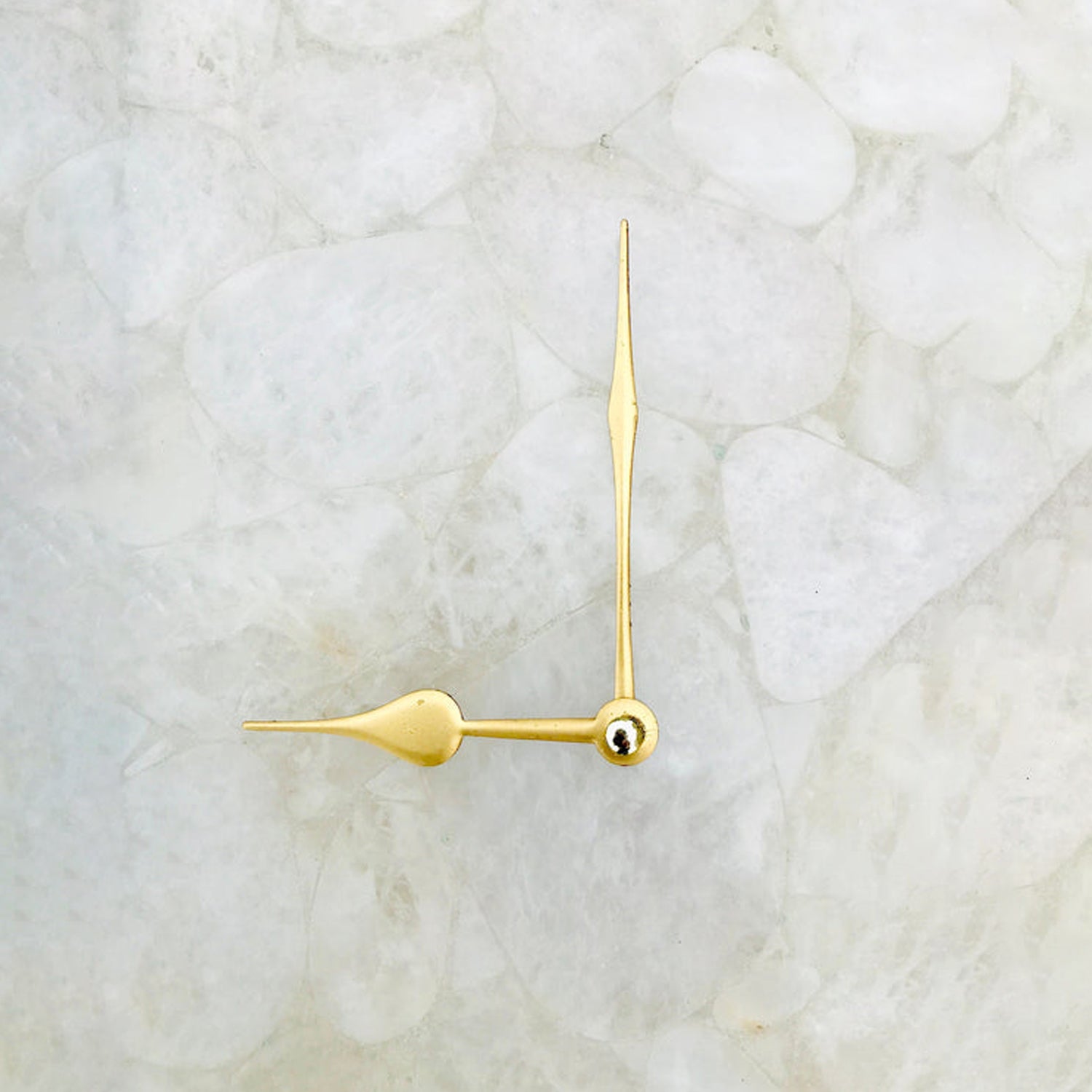 White Crystal Agate Large Wall Clock/Personalised Momento-1